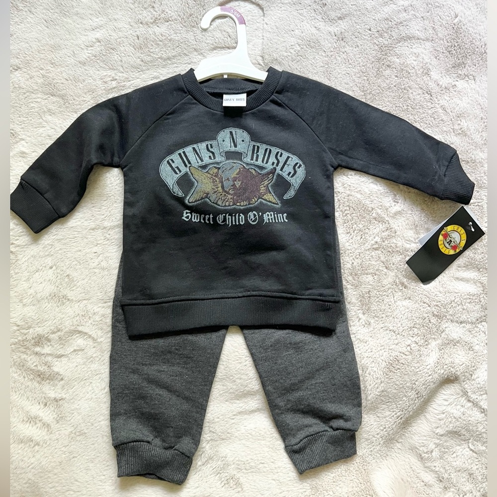 NWT Guns & Roses Logo Set Crewneck Sweatshirt Sweatpants Moto Print 3-6 Mo